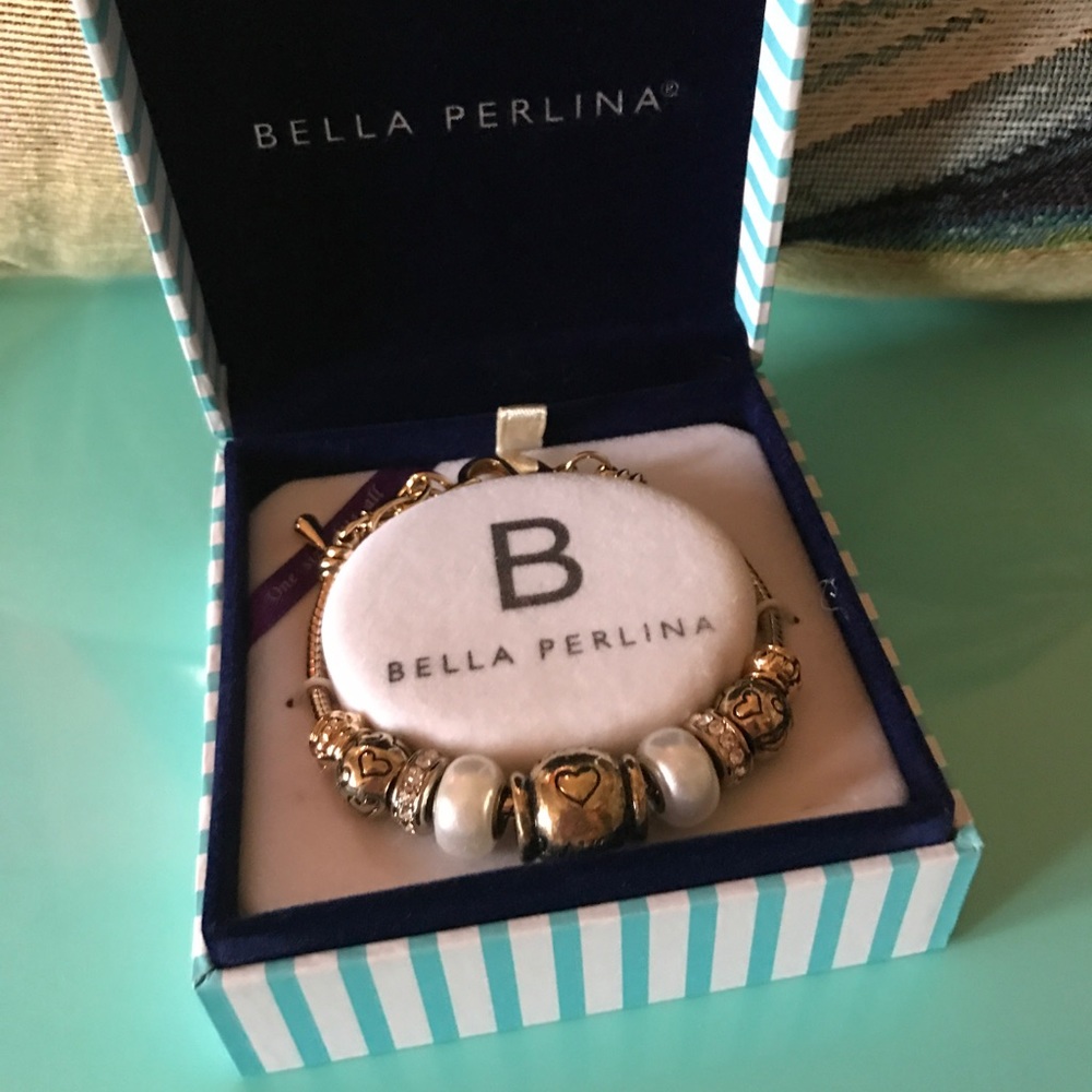 BELLA PERLINA  Live, Laugh, Love bracelet